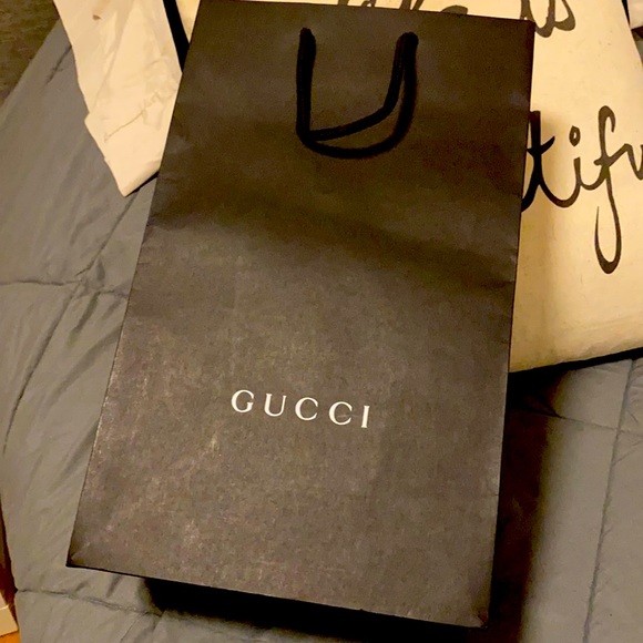Gucci Authentic Black Shopping Bag - Picture 2 of 8